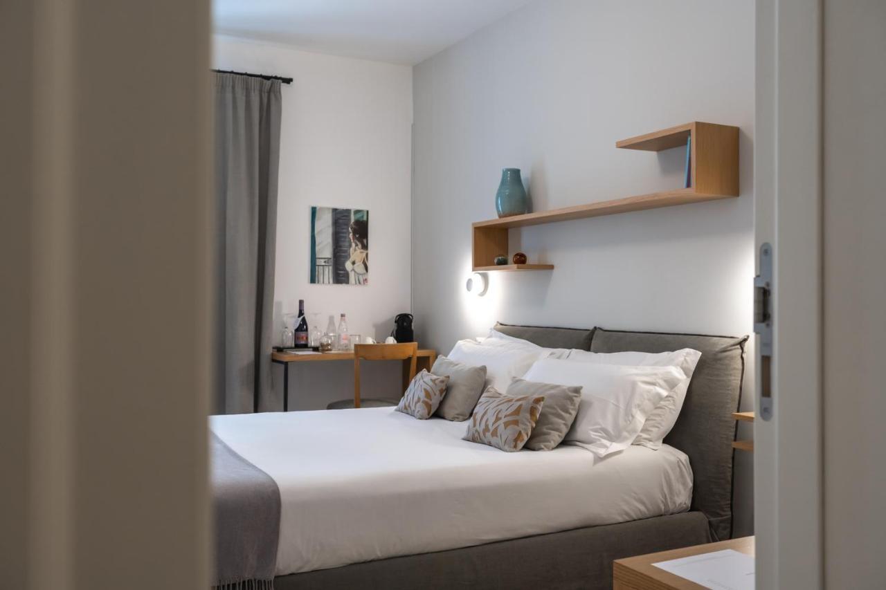 Arche Design Rooms And Suites ปาแลร์โม ภายนอก รูปภาพ